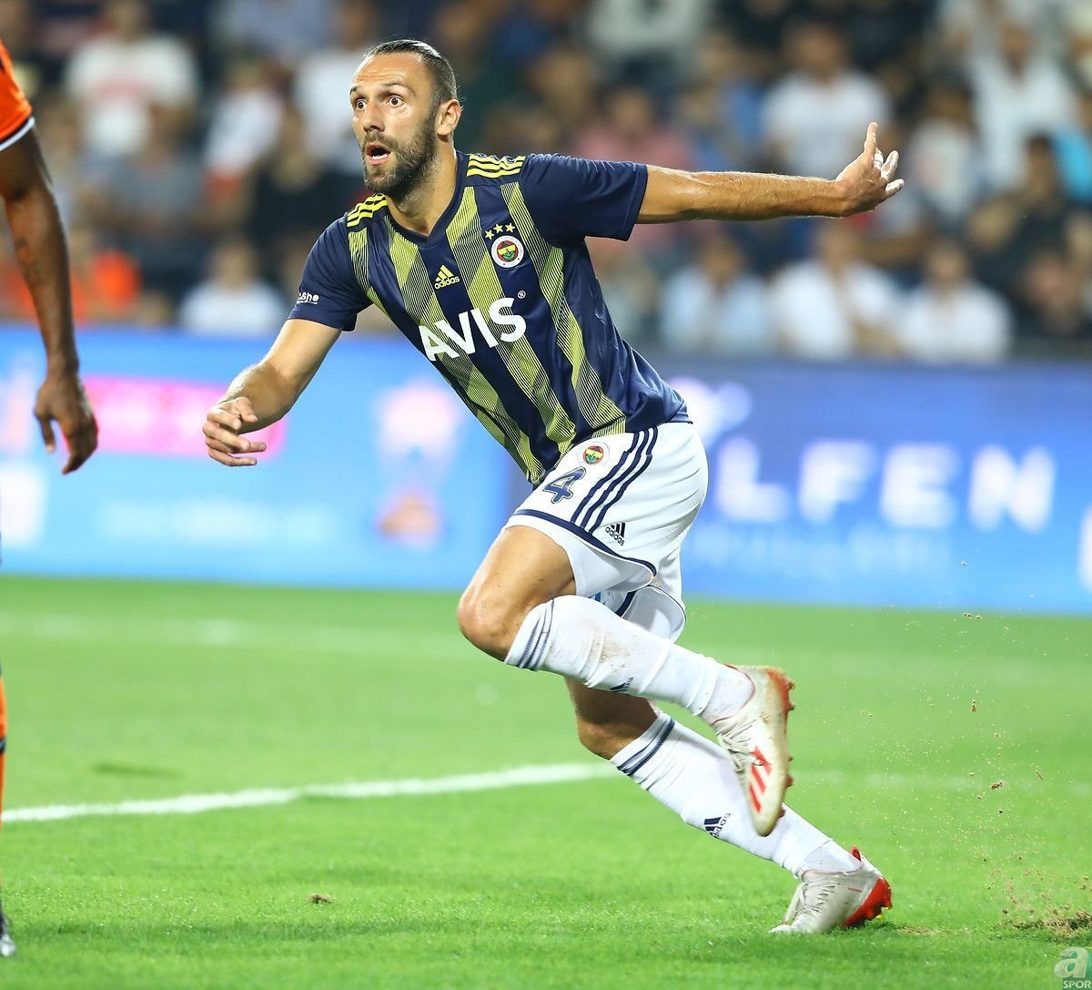 Scoutlar harekete geçti! Dünya devleri Fenerbahçeli yıldızı izlemeye geliyor