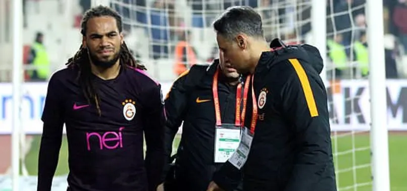 Galatasaray'a Denayer'den kötü haber