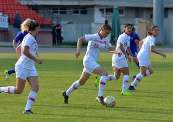 Kadın millilerden Moldova'da beraberlik