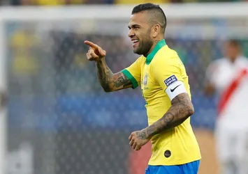Dani Alves bombası! Fenerbahçe...