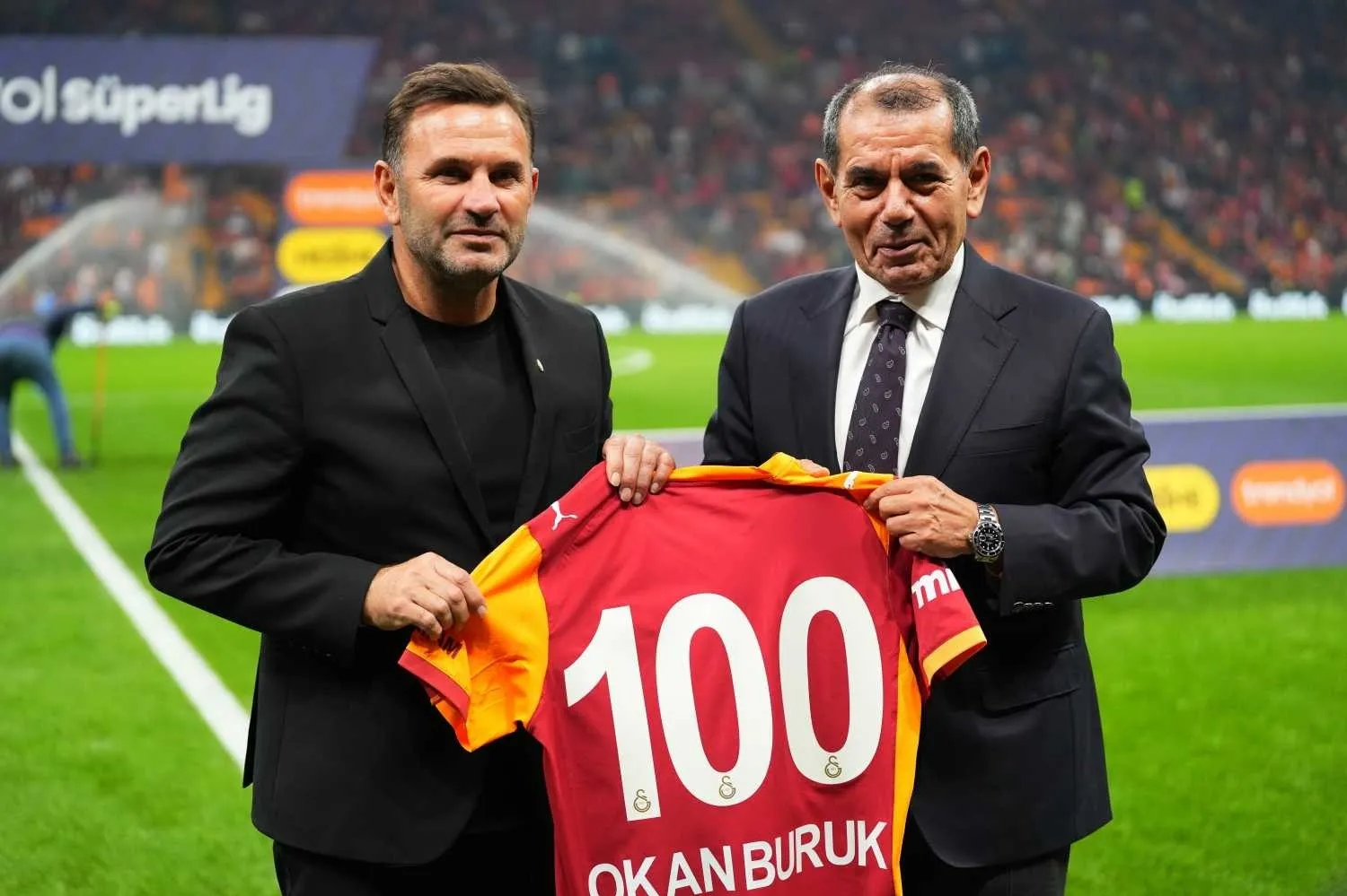 Galatasaray'da Okan Buruk'un durumu netleşiyor