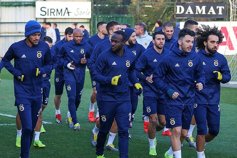 Fenerbahçe’ye şok! Listeye almadılar