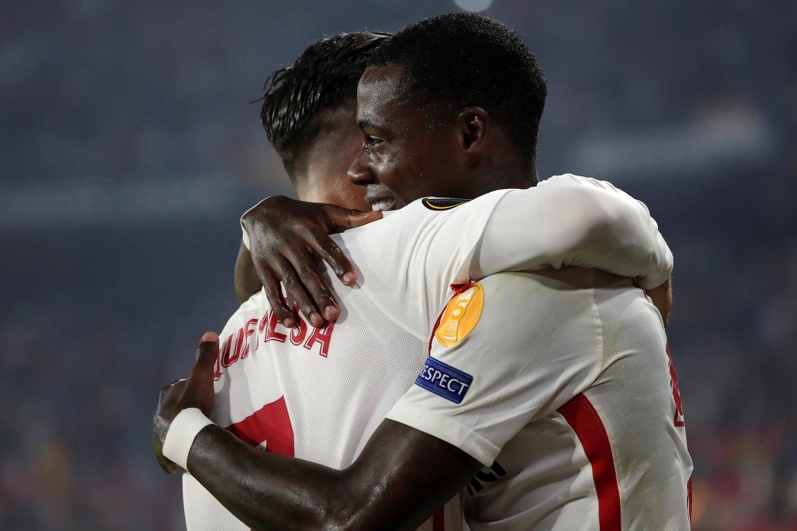 Sevilla Akhisarpsor maçından kareler