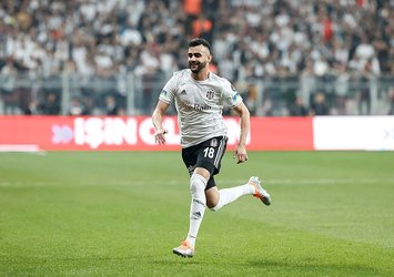 Beşiktaş'a Ghezzal'dan kötü haber!