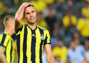 Robin van Persie'den sakatlık açıklaması