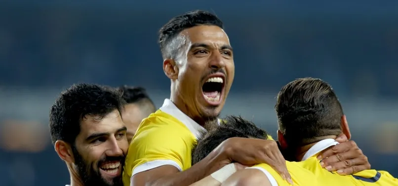 Fenerbahçe, Yeni Malatyaspor'u 3 golle geçti