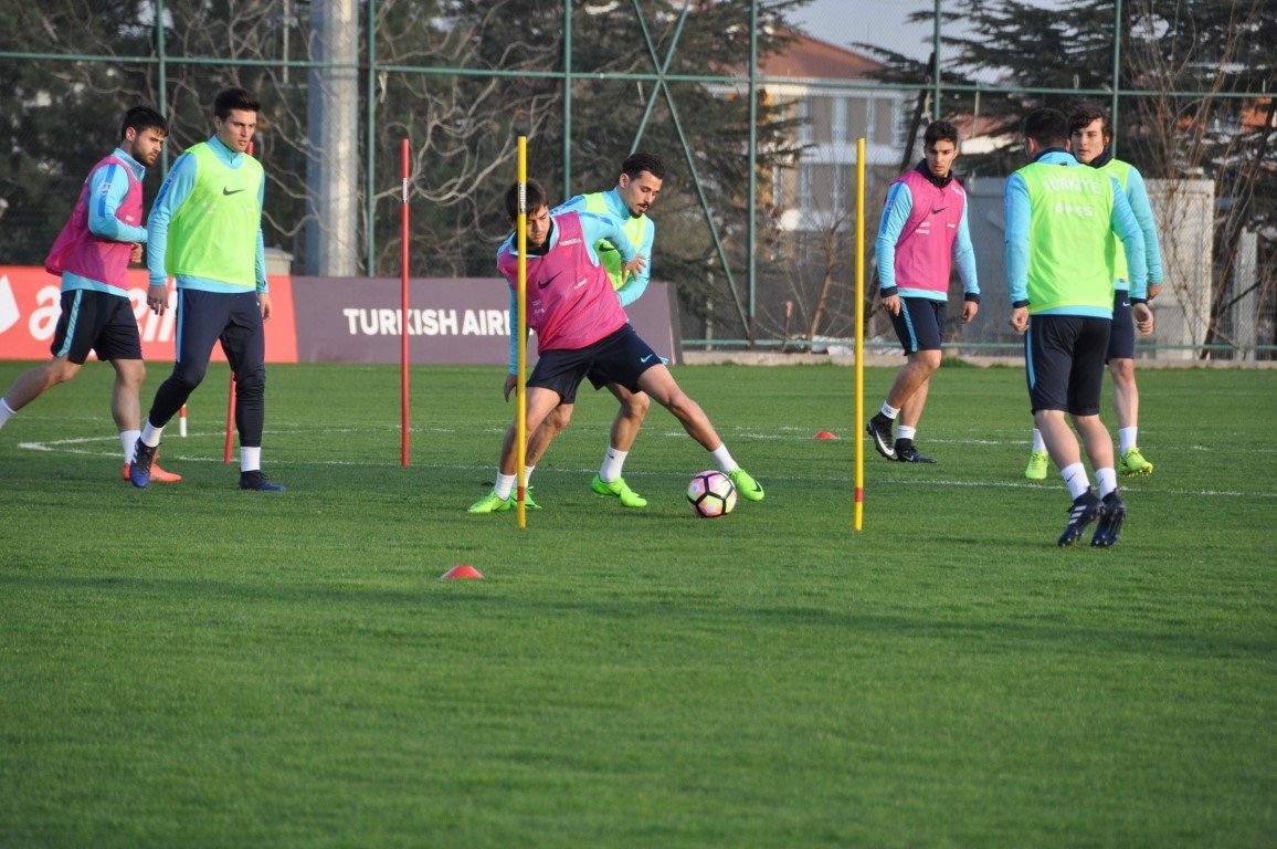 A Milli Takım ilk idmanını yaptı