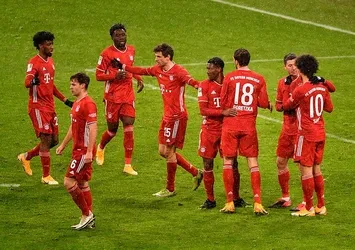 Bayern Münih liderliğini sürdürdü!