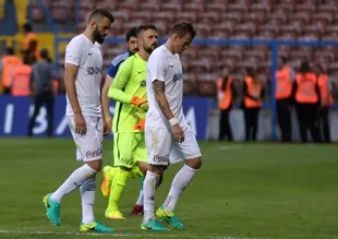 Trabzonspor defansı tel tel döküldü