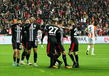 Samsunspor sahasında kazandı!