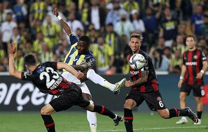Fenerbahçe 0-0 Fatih Karagümrük MAÇ SONUCU-ÖZET Kanarya Gümrük’e takıldı!