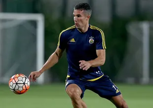 Fenerbahçeli yıldız kamptan apar topar ayrıldı