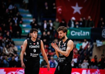 12 Dev Adam galibiyetle tamamladı!