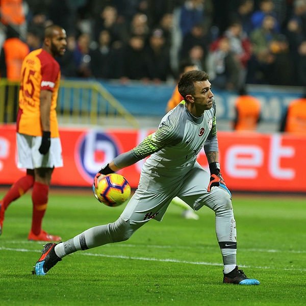 İşte Fatih Terim’in Benfica 11’i