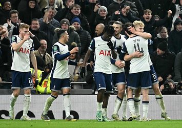 Tottenham avantajı 86'da kaptı!