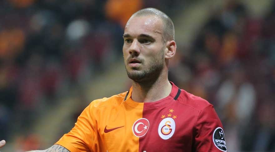 Sneijder’e büyük şok!