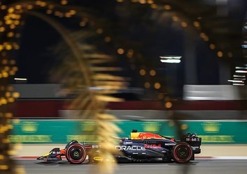 Bahreyn'de pole pozisyonu Verstappen'in!