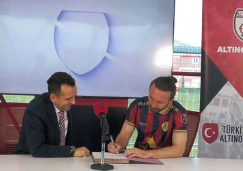 Altınordu'dan orta saha transferi