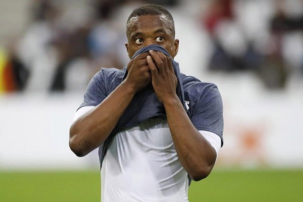 Evra, Cantona’ya özendi