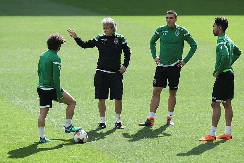 Tüm takım kadro dışı