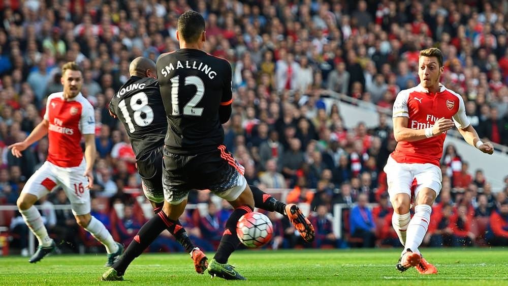 2015 yılı dünyanın en iyi 100 futbolcusu