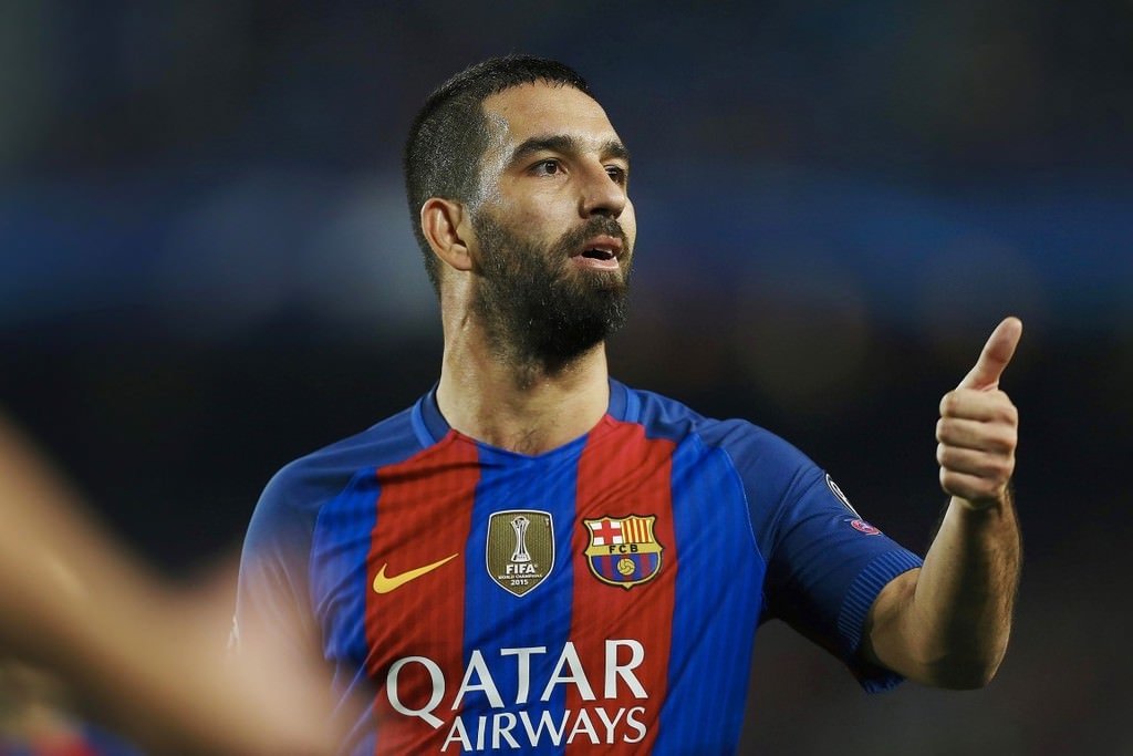 Barcelona, Arda Turan’ı satmaya sıcak bakıyor!
