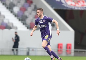 Cimbom'dan orta saha hamlesi! Sözleşmesi...
