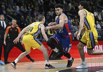 A. Efes farklı kazandı!