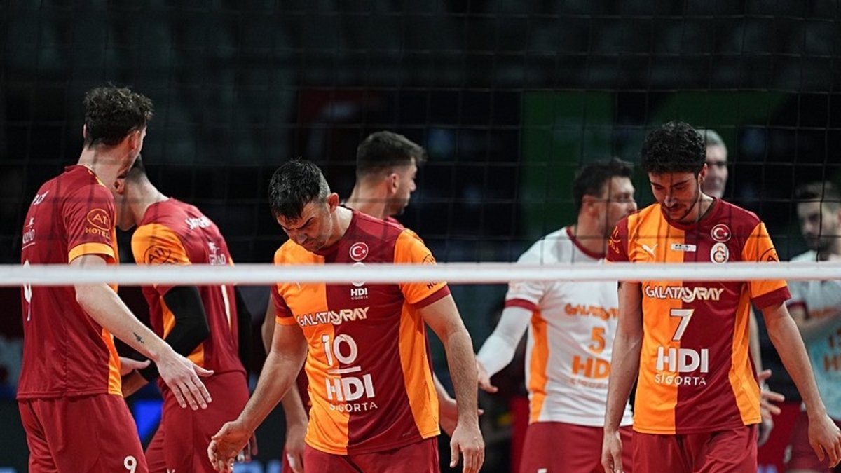 Galatasaray HDI Sigorta, Bursa Büyükşehir Belediyespor'a karşı set vermeden kazandı