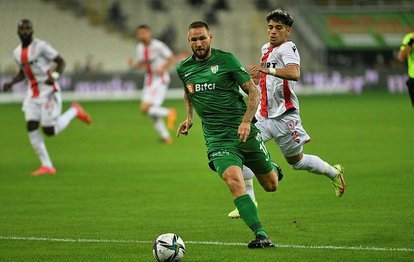 Tim Matavz Bursaspor’dan ayrıldı! 34 yaşındaki golcünün yeni takımı Omonia oldu