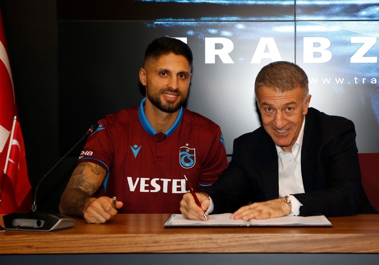 https://iaaspr.tmgrup.com.tr/9df8c5/0/0/0/0/1300/910?u=https://iaspr.tmgrup.com.tr/2020/01/31/trabzonspor-guilherme-da-costa-ve-messias-ile-resmi-sozlesme-imzaladi-1580492576748.jpg https://iaaspr.tmgrup.com.tr/9df8c5/0/0/0/0/1300/910?u=https://iaspr.tmgrup.com.tr/2020/01/31/trabzonspor-guilherme-da-costa-ve-messias-ile-resmi-sozlesme-imzaladi-1580492576748.jpg