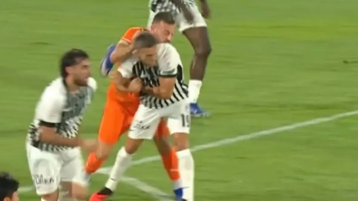 Alanyaspor maçı sonrası hakemler için suç duyurusu!