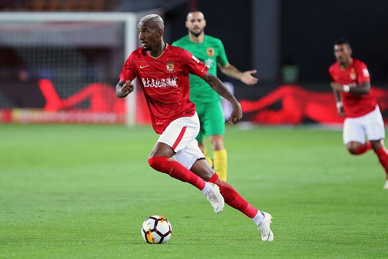 Talisca bonservisiyle birlikte transfer oluyor!