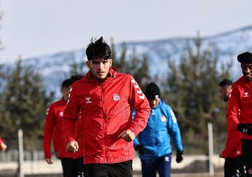 Fenerbahçe Emre Gökay'ın peşinde!