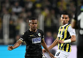 Fenerbahçe penaltı kazandı!