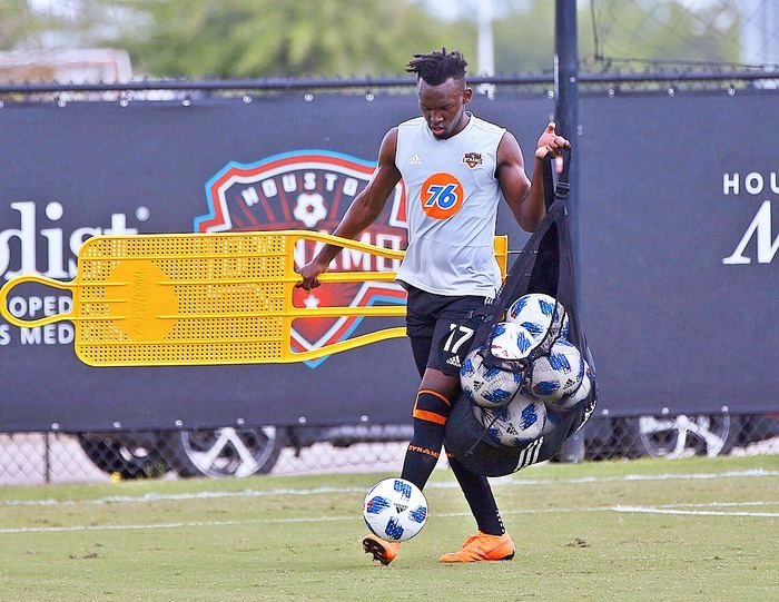 Fenerbahçe’ye Alberth Elis sürprizi!