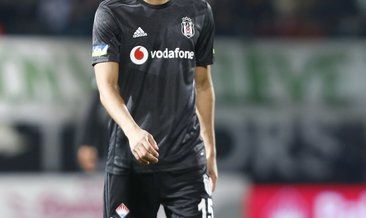 Yıldız isim Beşiktaş'a veda etti!