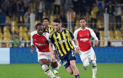 Fenerbahçe Fatih Karagümrük karşısında VAR incelemesinin ardından penaltı kazandı!