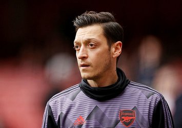 Şok iddia! G.Saray'ın transferine Mesut engeli