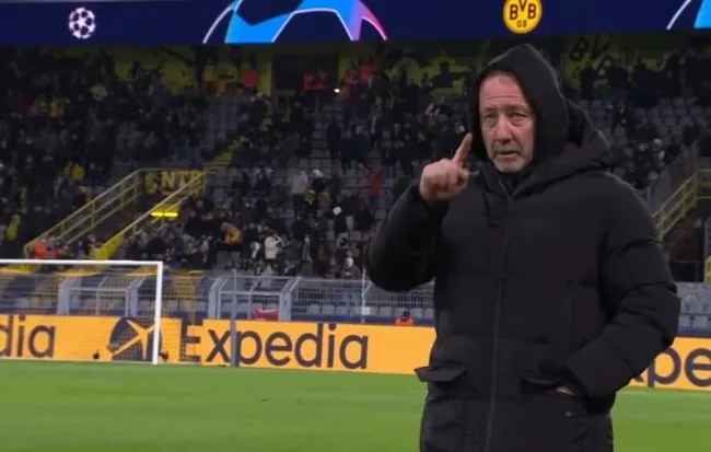 Beşiktaş Borussia Dortmund karşısında penaltı bekledi! Sergen Yalçın'dan VAR işareti - 3