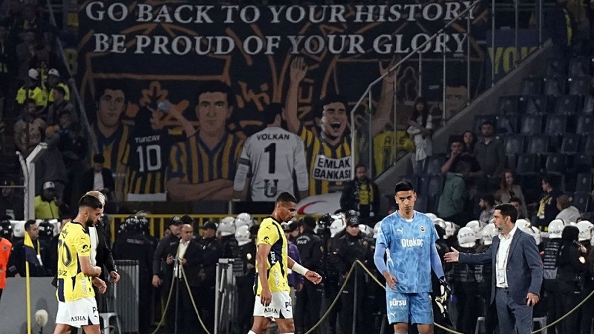 Ahmet Çakar’dan Mourinho tepkisi! Fenerbahçe-Beşiktaş derbisi... Ahmet Çakar’dan Mourinho tepkisi! Fenerbahçe-Beşiktaş derbisi...