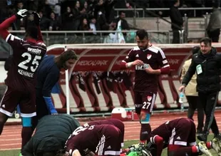 Elazığspor, Kehinde ile güldü