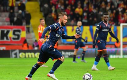 TRANSFER HABERİ: Göztepe Emre Çolak’ı kadrosuna kattı