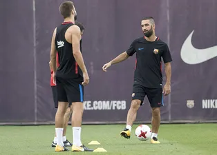 Barcelona'dan flaş Arda Turan kararı!