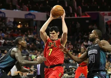 Ersanlı Hawks, Timberwolves'u geçti