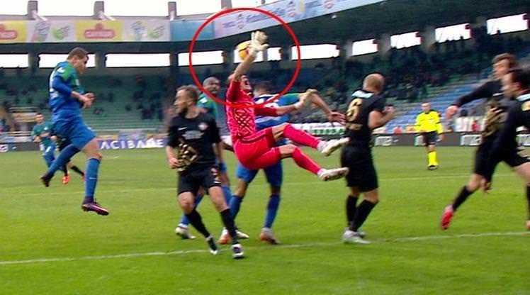 Süper Lig’e hakem hataları damga vurdu