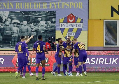 Eyüpspor Erzurumspor'a şans tanımadı!