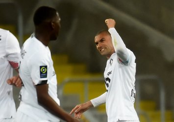 Burak Yılmaz yılın futbolcusuna aday!
