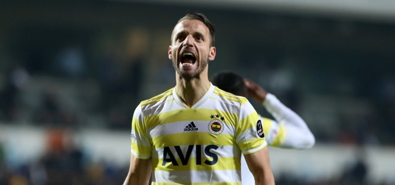 Fenerbahçe'den ayrılan Soldado'nun yeni takımı belli oluyor! Görüşmeler başladı