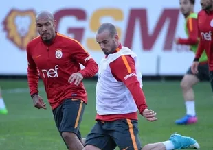 Galatasaray'da derbi hazırlıkları başladı